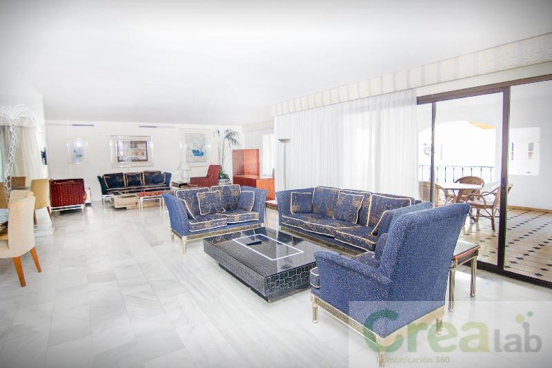 Park Plaza Suites Apartamentos Marbella Værelse billede